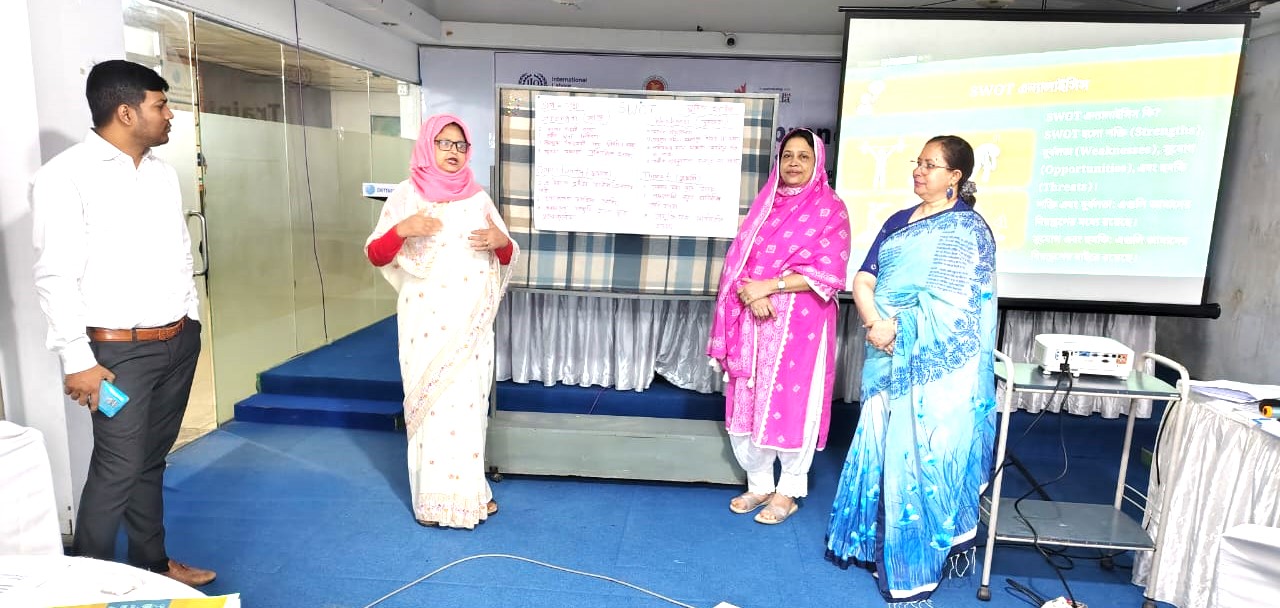 চিটাগাং উইম্যান চেম্বার অব কমার্স এন্ড ইন্ডাষ্ট্রি ও ProGRESS Project, ILO Bangladesh এর যৌথ উদ্যোগে ০৬ দিনব্যাপী ট্রেনিং অব এন্টারপ্রিনিয়ার্স (TOE) on SYB (Start Your Business) শীর্ষক প্রশিক্ষণ কোর্সের ৩য় দিনের কার্যক্রম
